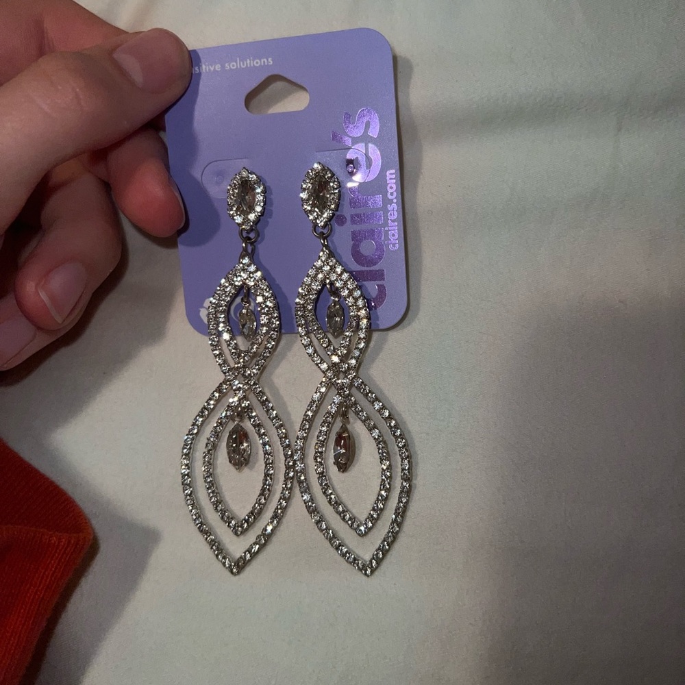 Claire’s Prom Earring